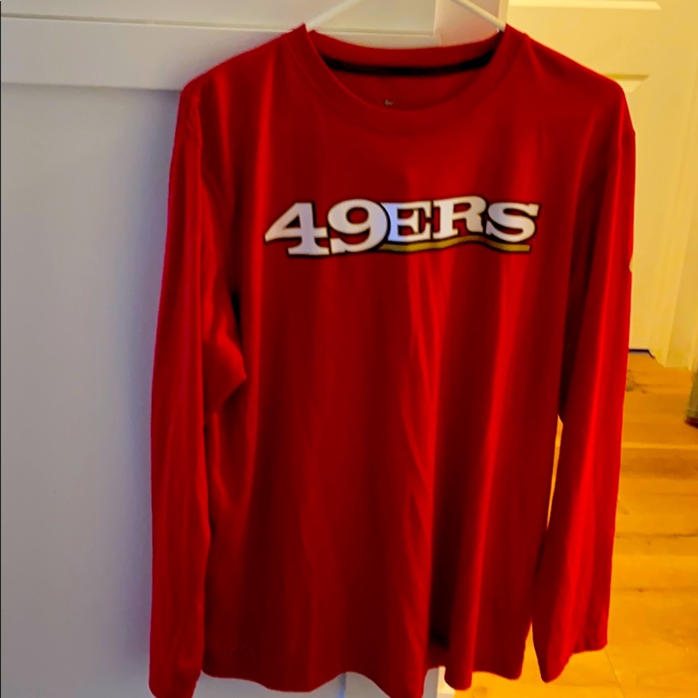 Men’s Nike Dry-fit 49er athletic wear (L)